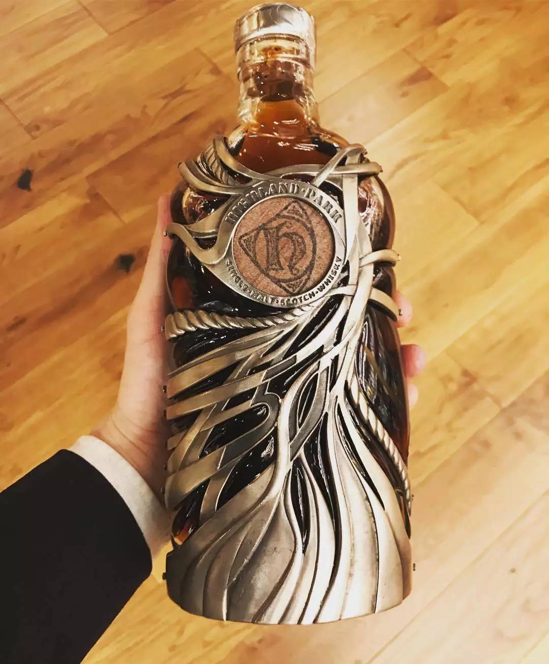 最美酒瓶2024,威士忌什么牌子的酒瓶最好看