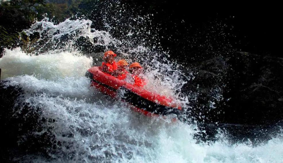 湖南适合漂流的景点,长沙周边十大避暑漂流地方