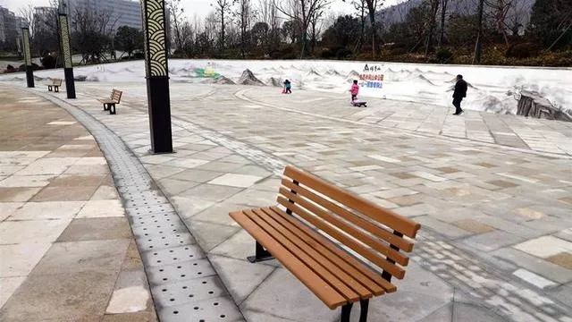 南区人有福了!徐州两大山体公园开放!瀑布、壁画、花……