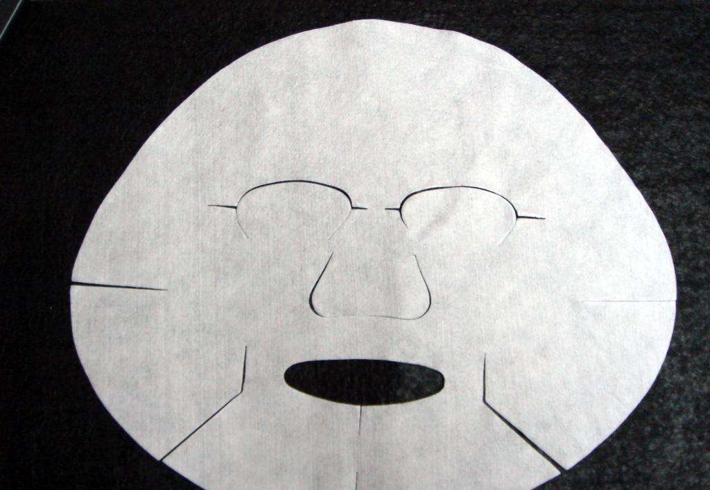 如何才能让面膜变得舒适服帖,面膜是软膜粉好还是片状面膜好用