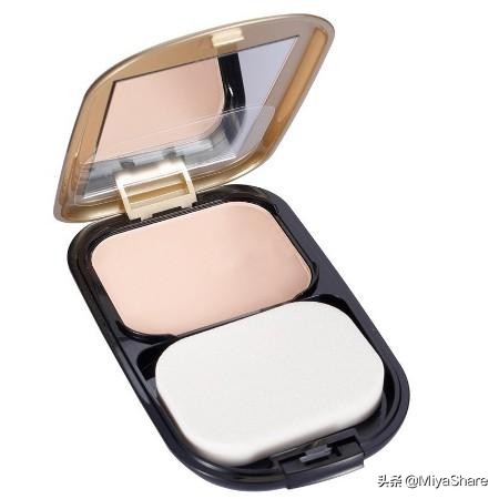 哪款气垫粉底遮瑕保湿,夏天轻薄底妆产品气垫测评