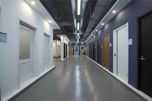 性价比最高的木门二线品牌木门,本地木门和品牌木门