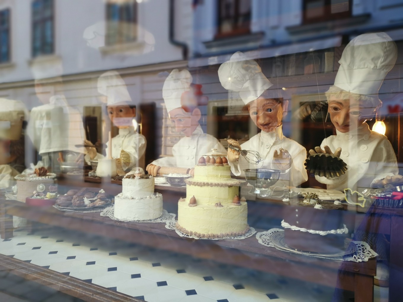 中欧旅游攻略多瑙河,中欧览秀城美食