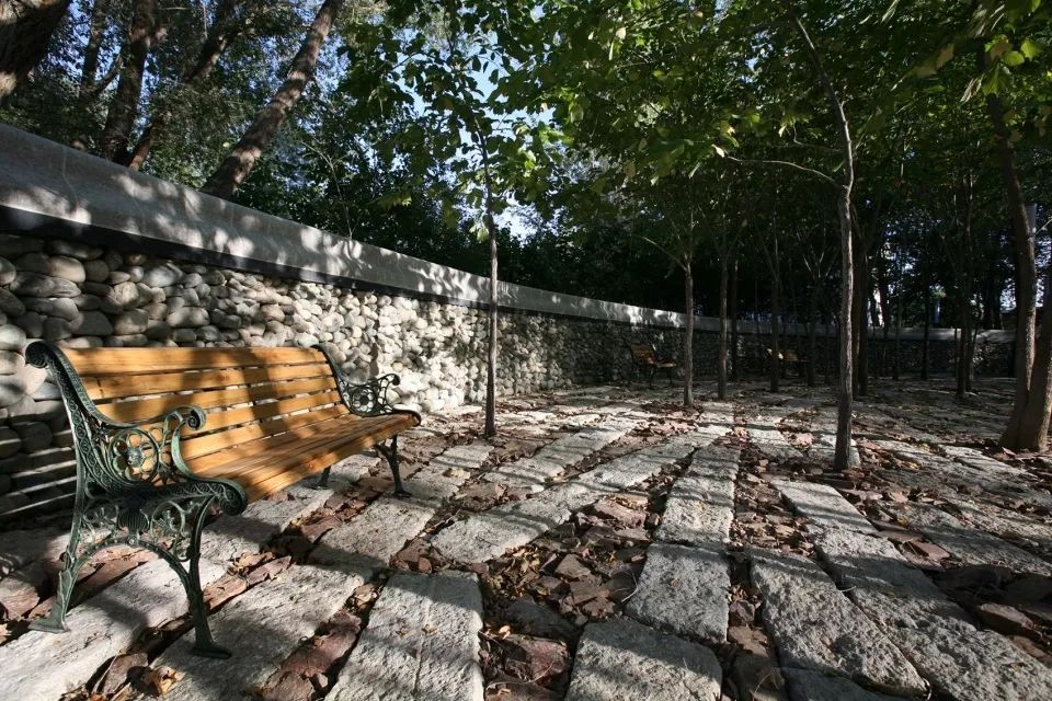 荒漠的城市,城市的喧嚣沙漠的宁静