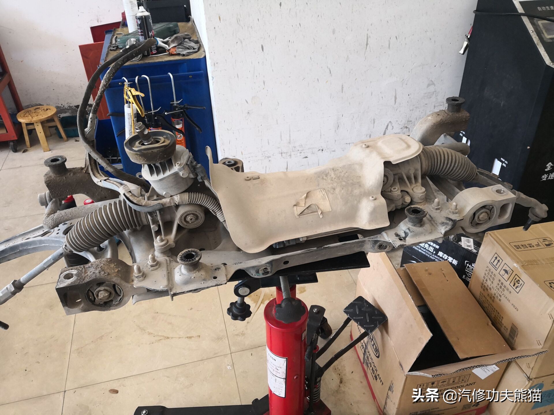 2017款途观丝绸之路1.8t烧机油吗,途观2015款1.8t四驱豪华版烧机油