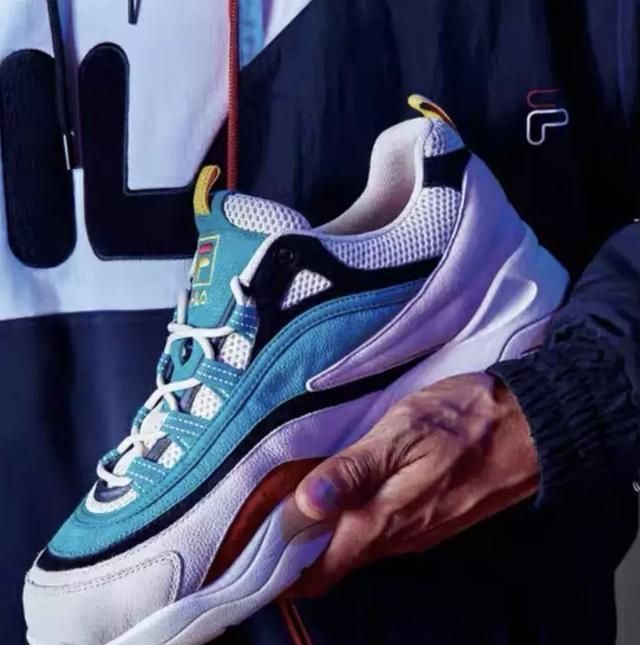 新款易烊千玺同款鞋,易烊千玺国潮同款鞋