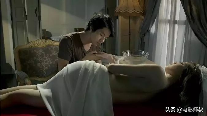 有点搞笑又有点恐怖的恐怖片,特别搞笑又恐怖的恐怖片