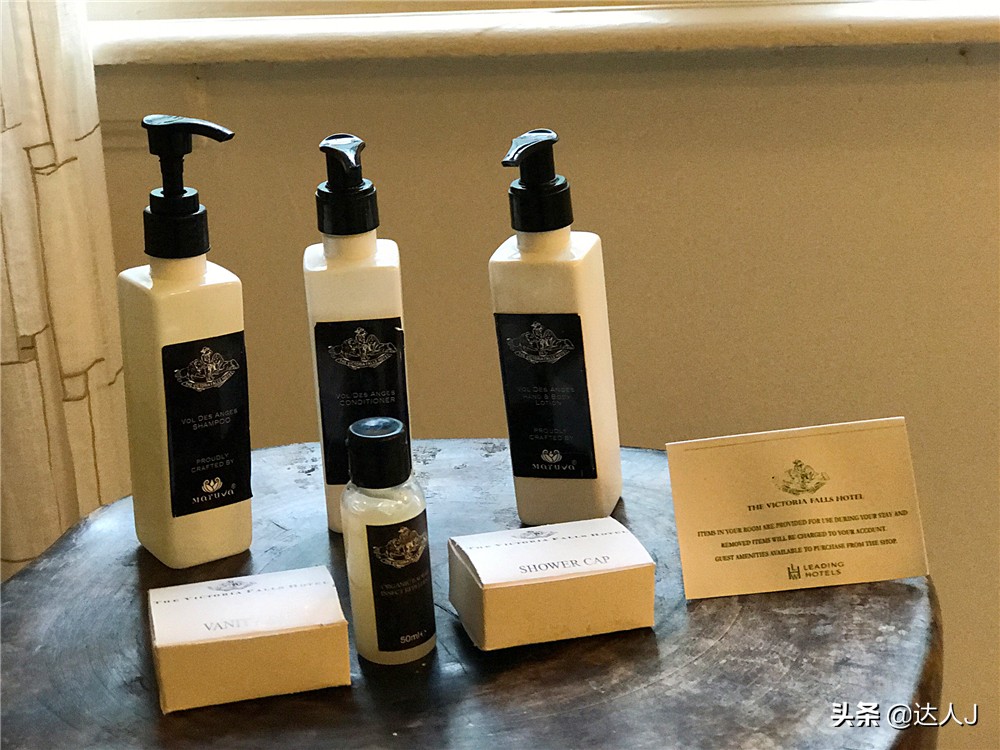 #全民热遗#小天独家，你敢不敢在这个瀑布上洗澡？