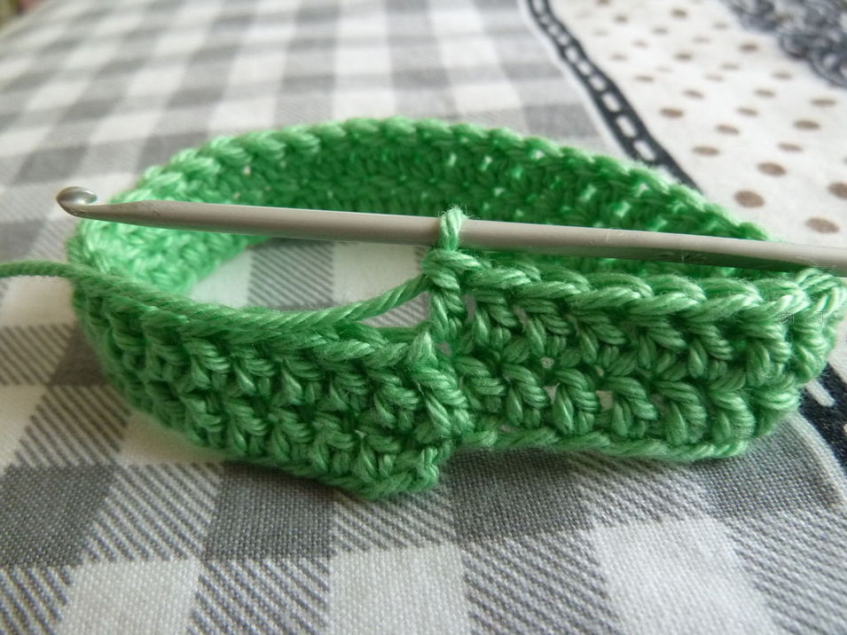 钩织护指套教程,半指分指手套钩织教程