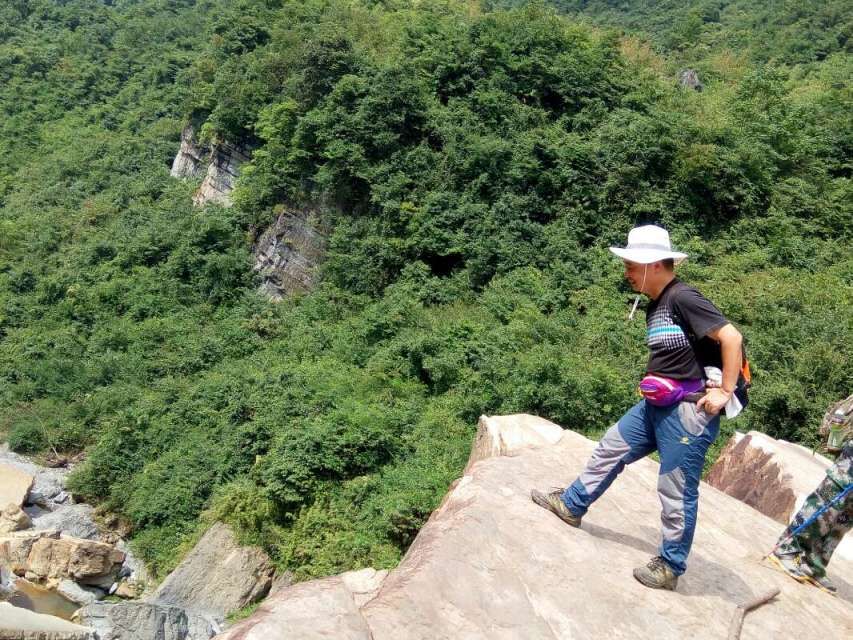 西漂湾瀑布群,建始西漂湾瀑布群