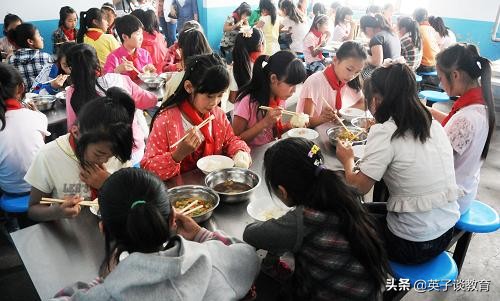 学生打闹受伤班主任怎么办,学生玩闹受伤班主任如何处理