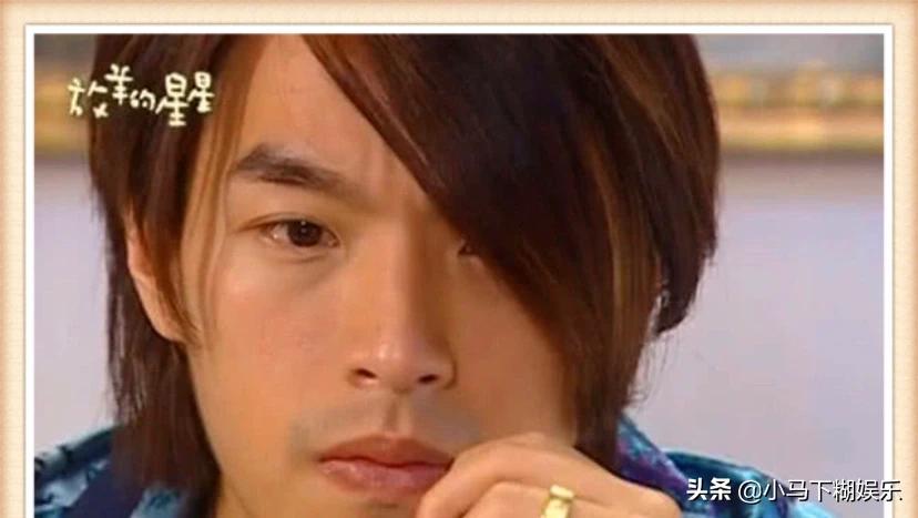 萧亚轩的历任男友一览表,萧亚轩16年换17个男友的秘诀