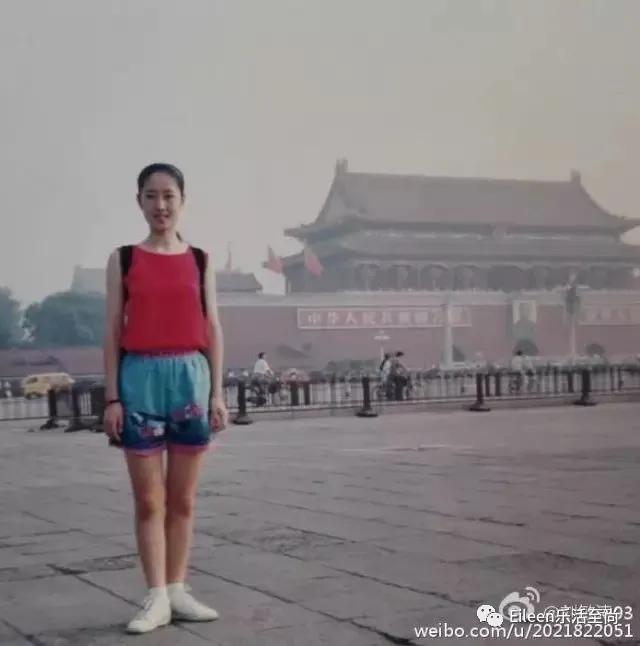 休夫复出，44岁爆红，宝藏姐姐中年叛逆记