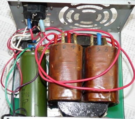 天太冷，电动车电不耐用？蠢！坐位下面这个孔，一插不用在愁