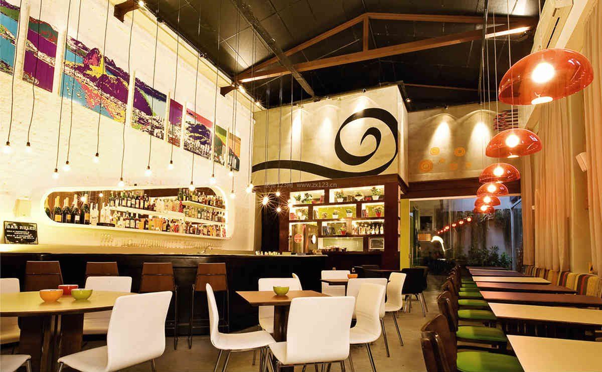 奶茶店一个月9万流水能赚钱吗,经营奶茶小店年赚15万有窍门