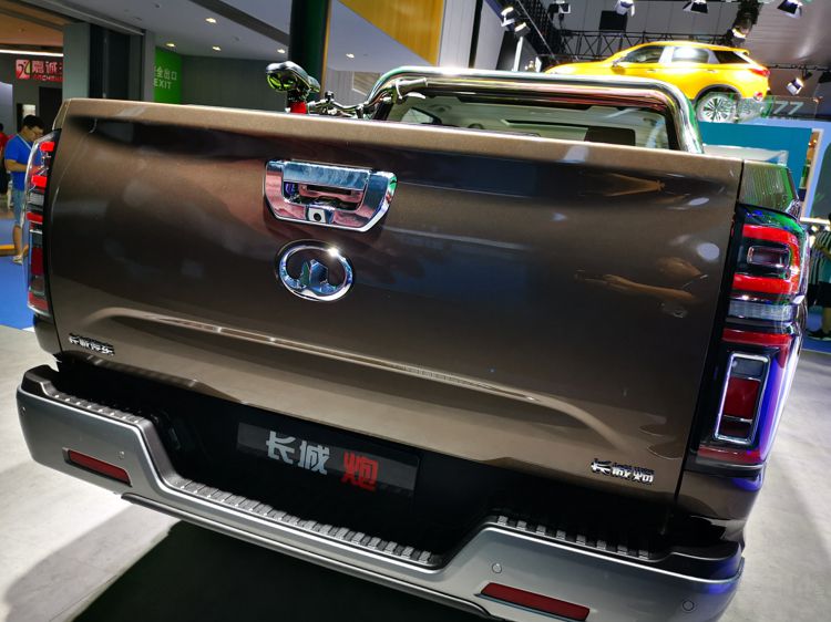 福特皮卡对标长城炮,长城炮福特中型皮卡