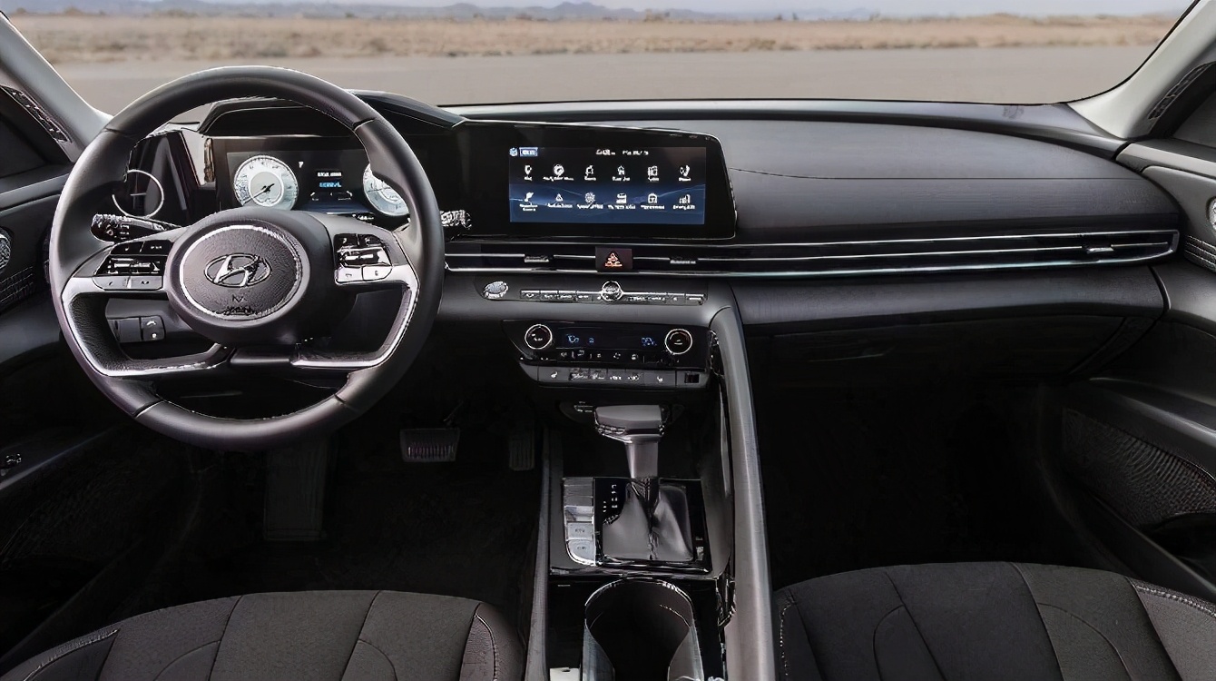 全球卖出1400万辆，现代新门面来了，配2.0L＋CVT＋三联屏，真香