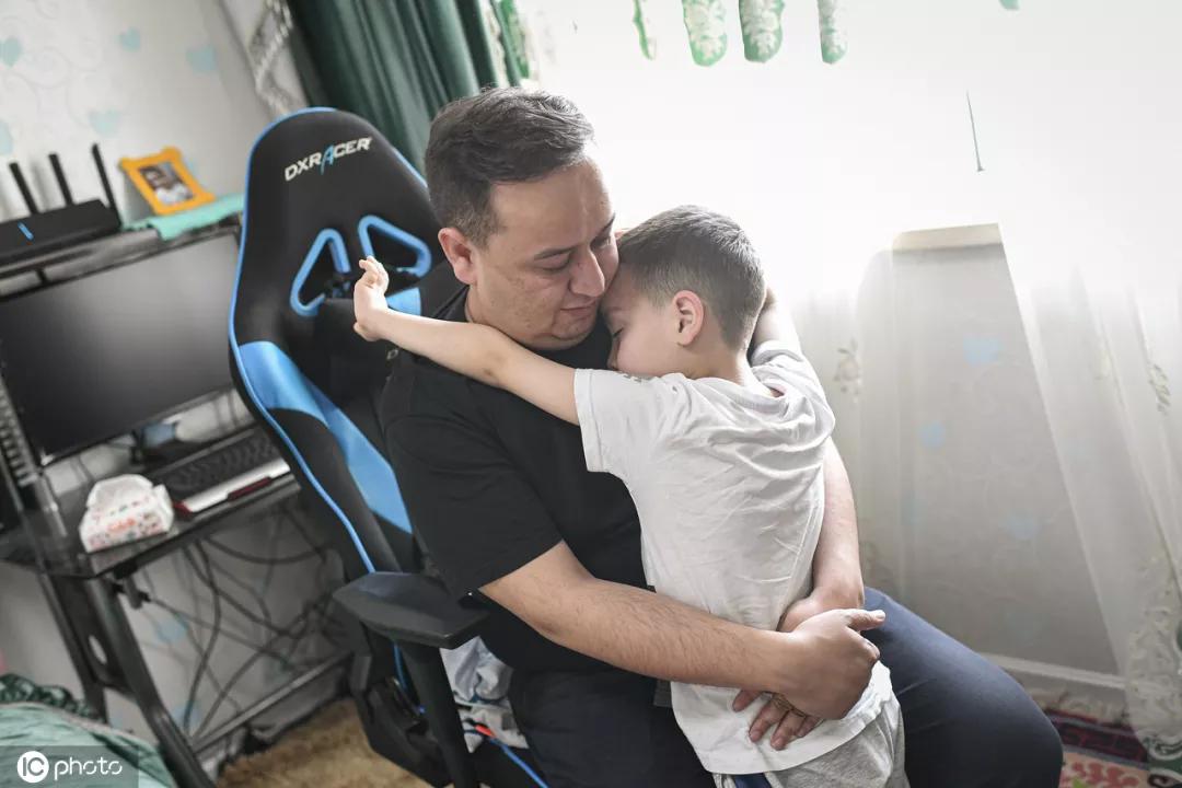 他不是神童纪录片,他不是神童