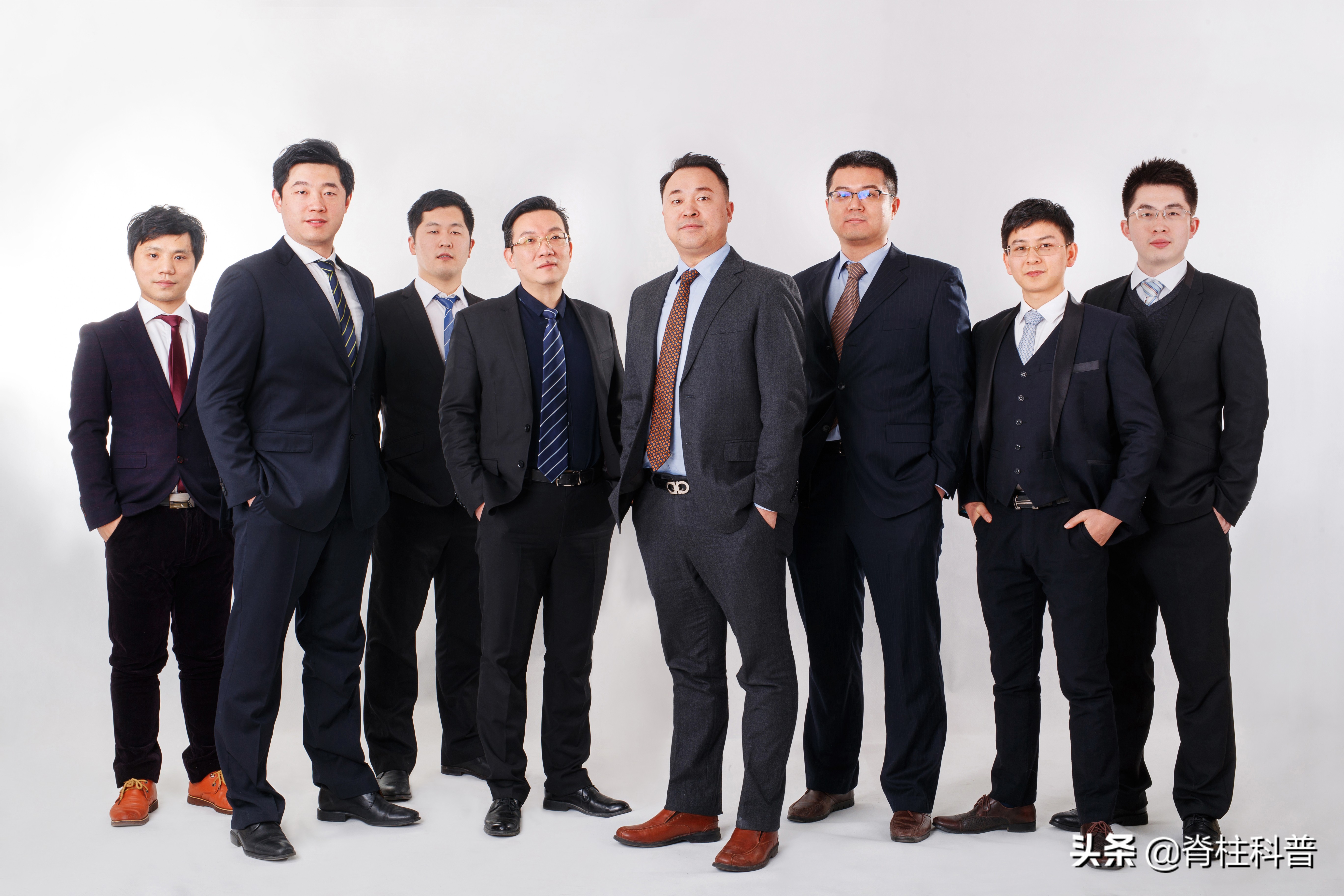 x光看不清楚ct显示骨折,x光看不出腰突吗