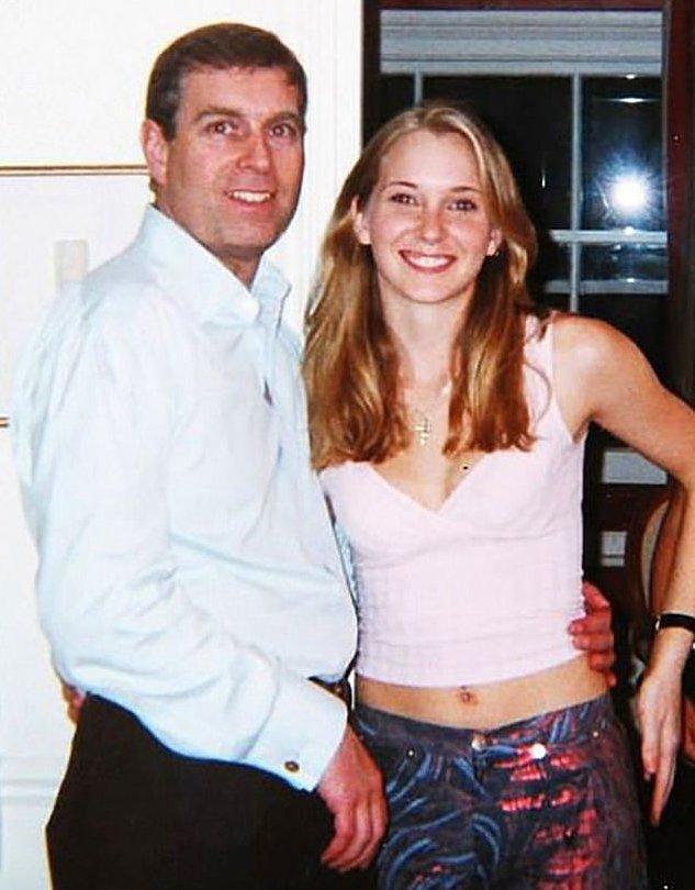 诱骗少女，权色交易，美国富豪20年铸造“处女岛”，打通政界人脉