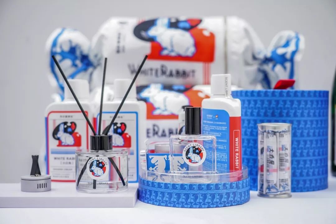 红花油味和风油精味饮料,红花油气味的饮料