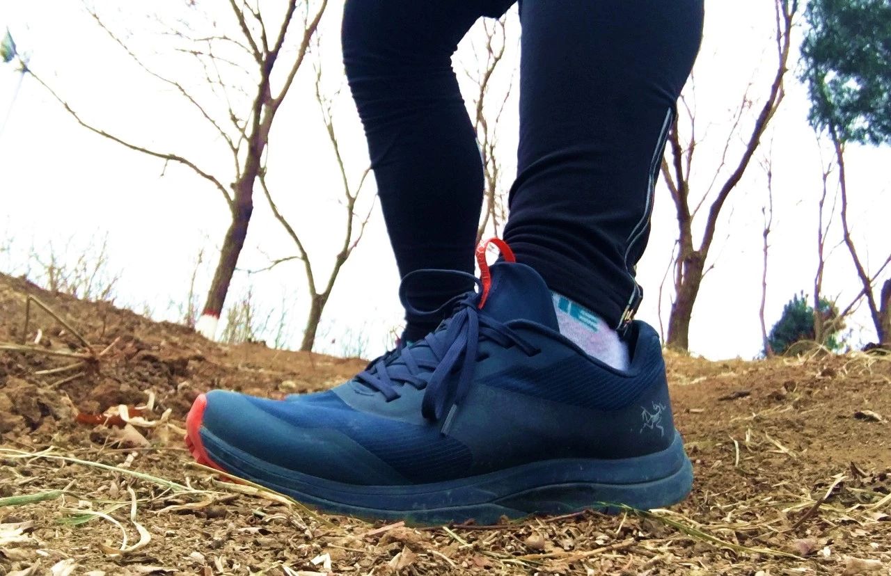 始祖鸟鞋男款冬季评测,始祖鸟夏季男款休闲运动鞋测评