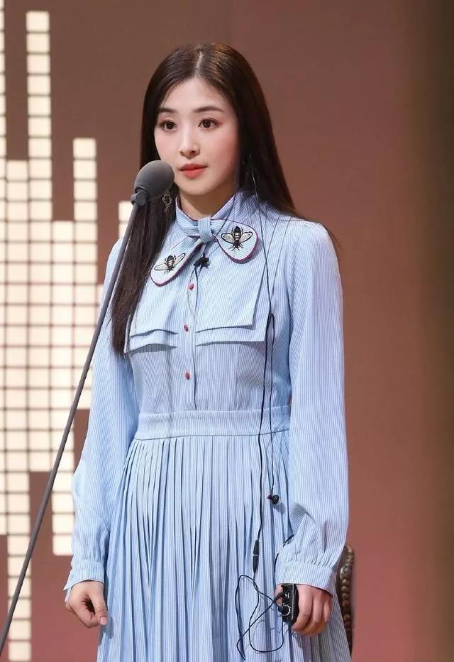 超女张含韵现状,张含韵同届超女排名