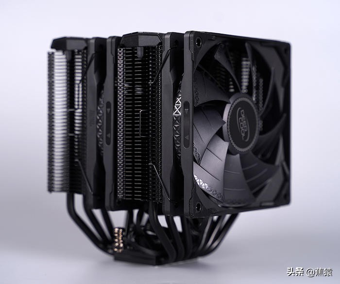 安钛克CUBEDRAK装机展示,11700+ROGB560-G+3080TI