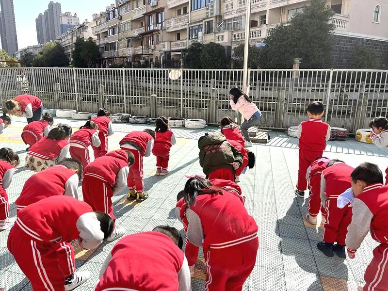 关于119消防的演练视频,119消防宣传日逃生视频