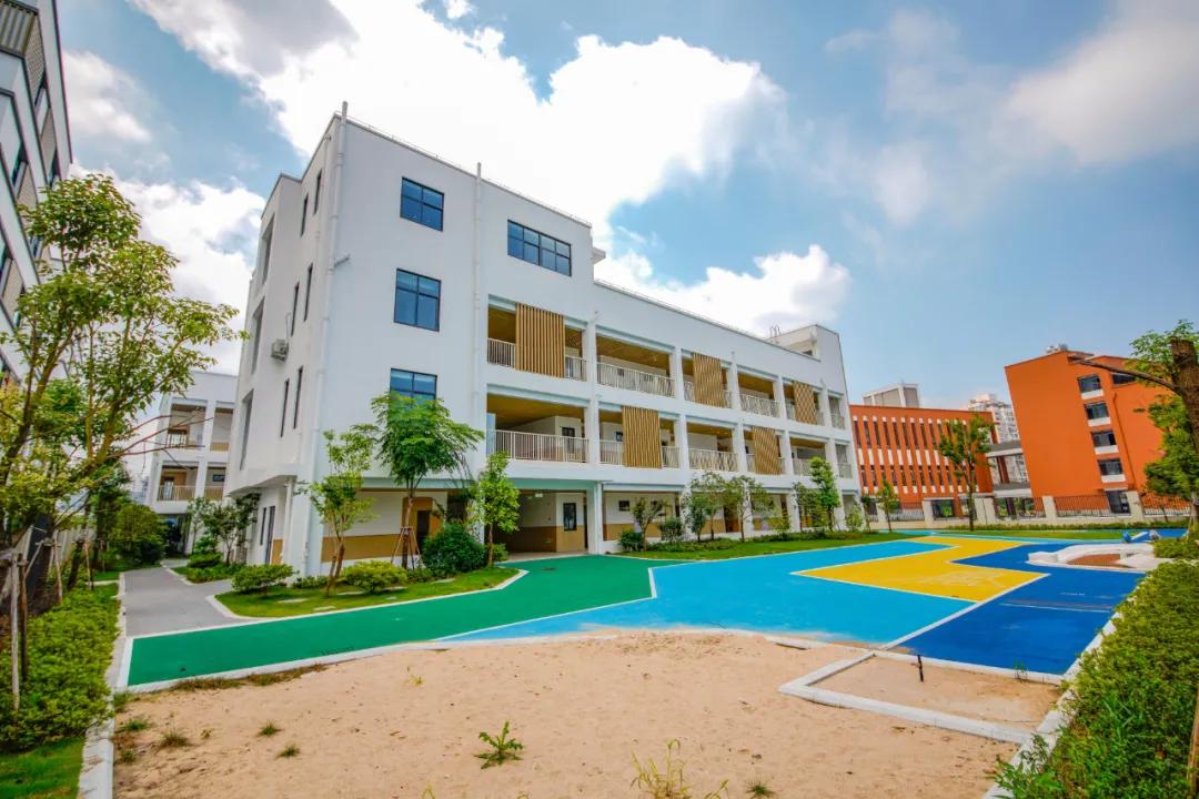 绿城实验学校,开学了学校