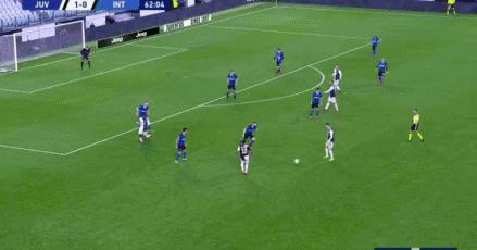 c罗这几年受到太多质疑,c罗被嘲笑获得金球