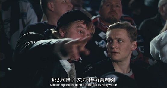 最适合躲在被子里看的电影,适合躲在被子里面看的电影