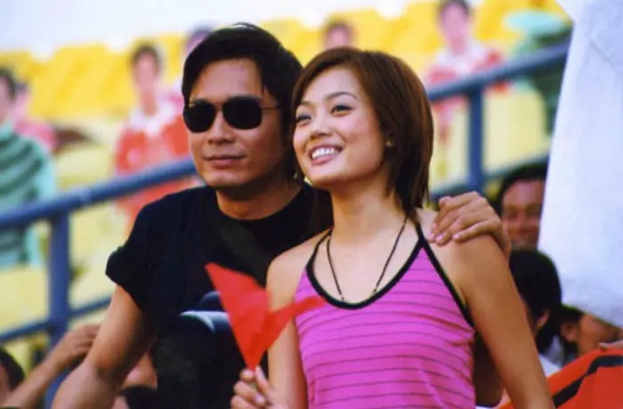 功夫足球张卫健踢爆一半足球,功夫足球张卫健大s射球