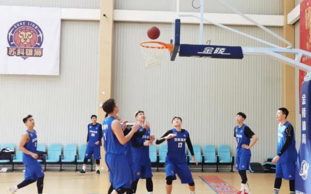 江苏苏宁足球队解散球员去哪里了,江苏苏宁易购足球队解散球员去向