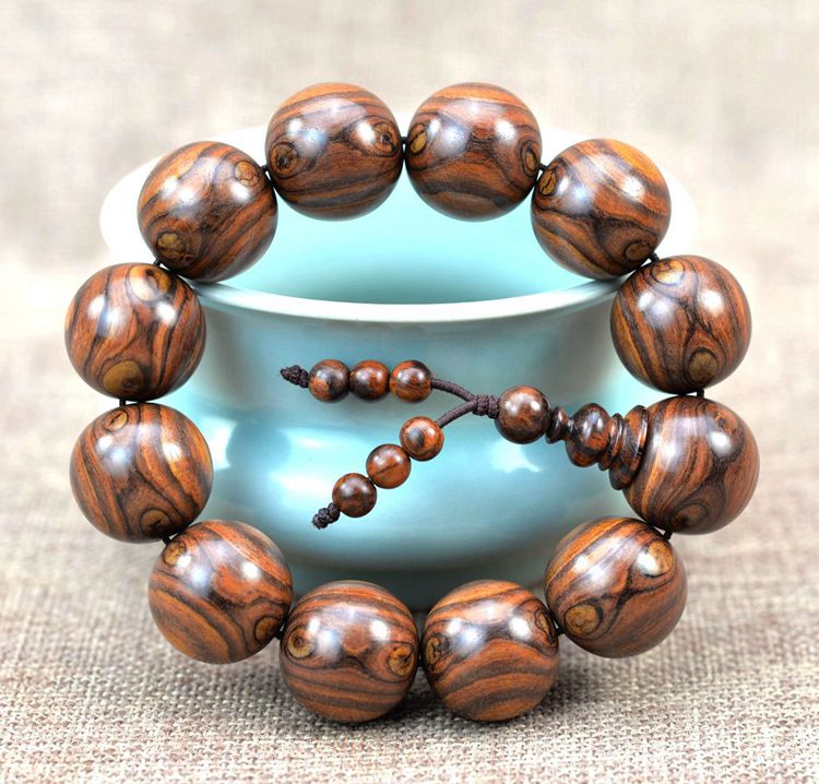 海南黄花梨到底怎么保养才能那么有魅力？