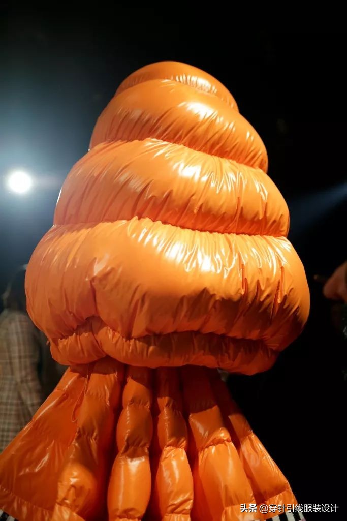 逆天羽绒服设计,moncler羽绒服成毅同款