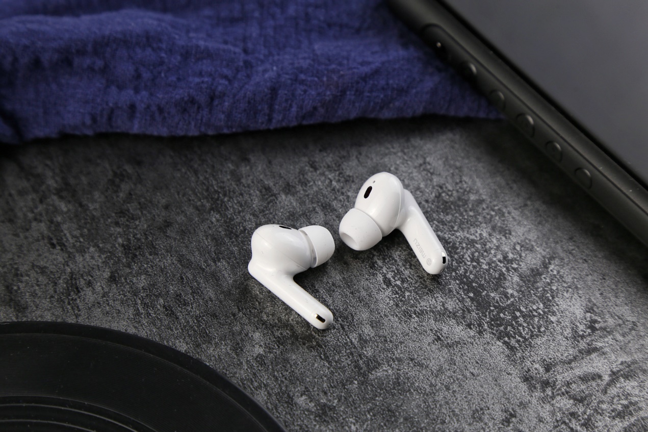 魅族poppro主动降噪耳机开箱,魅族poppro主动降噪耳机