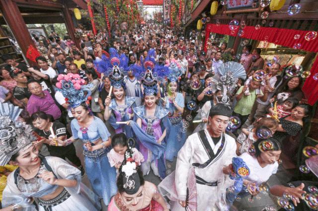 张家界旅游千古情景区推荐,张家界千古情附近游玩攻略