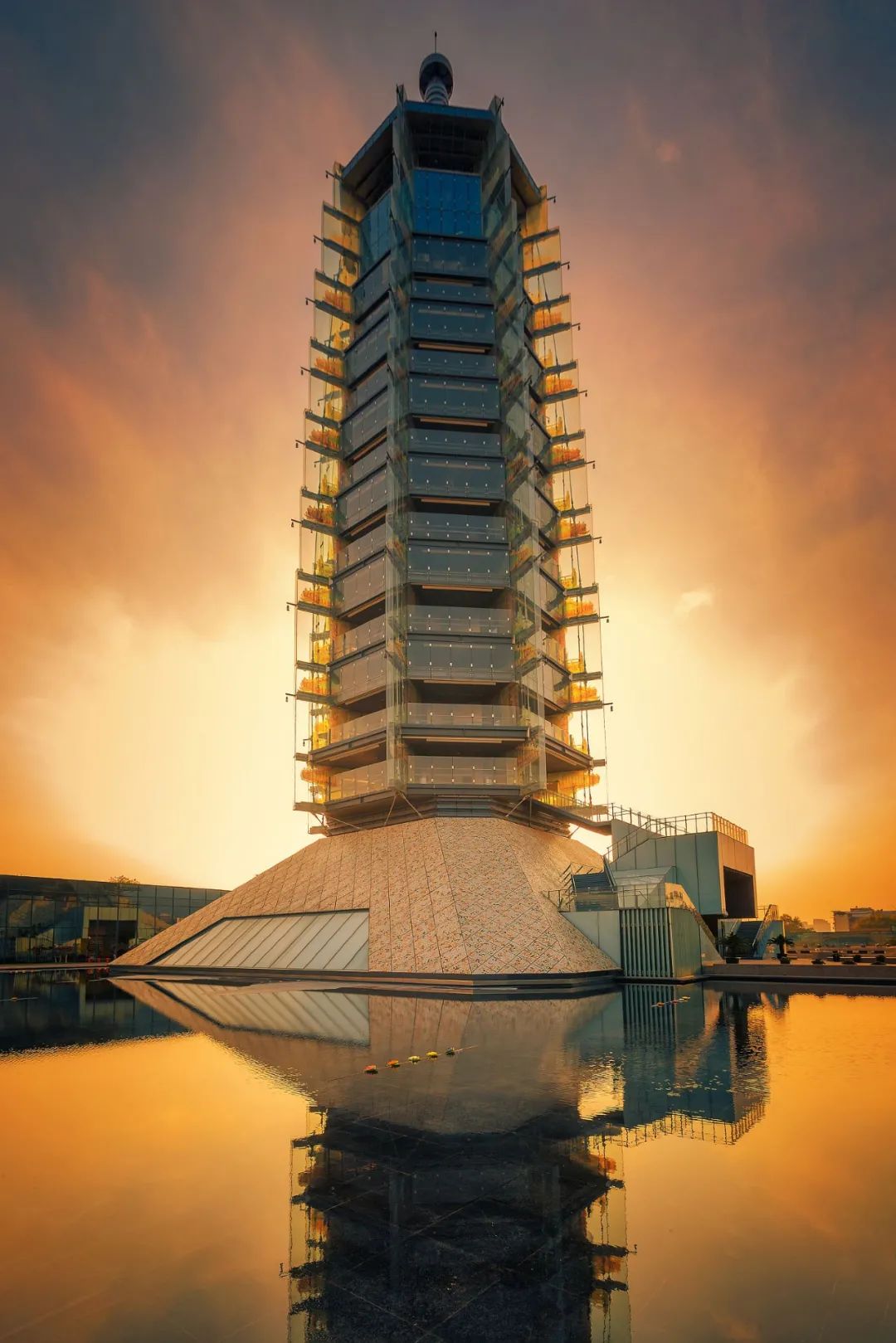 南京，我带你可以看到一个什么样的“他”