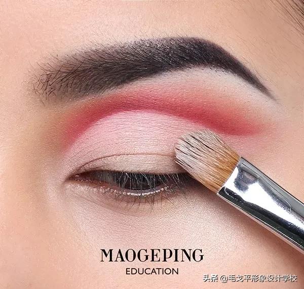 欧式深邃大眼妆怎么画,欧式双眼皮眼妆怎么画干净又高级