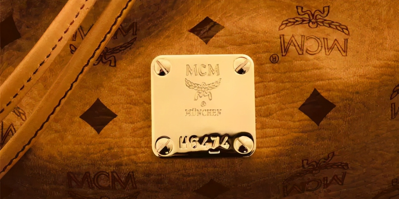 mcm背包哪款实用,mcm背包红色布艺