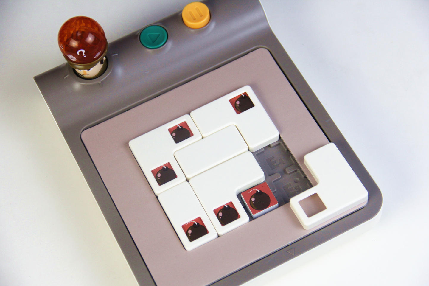 1个棋盘可以玩10种益智游戏？家长：这钱花得值