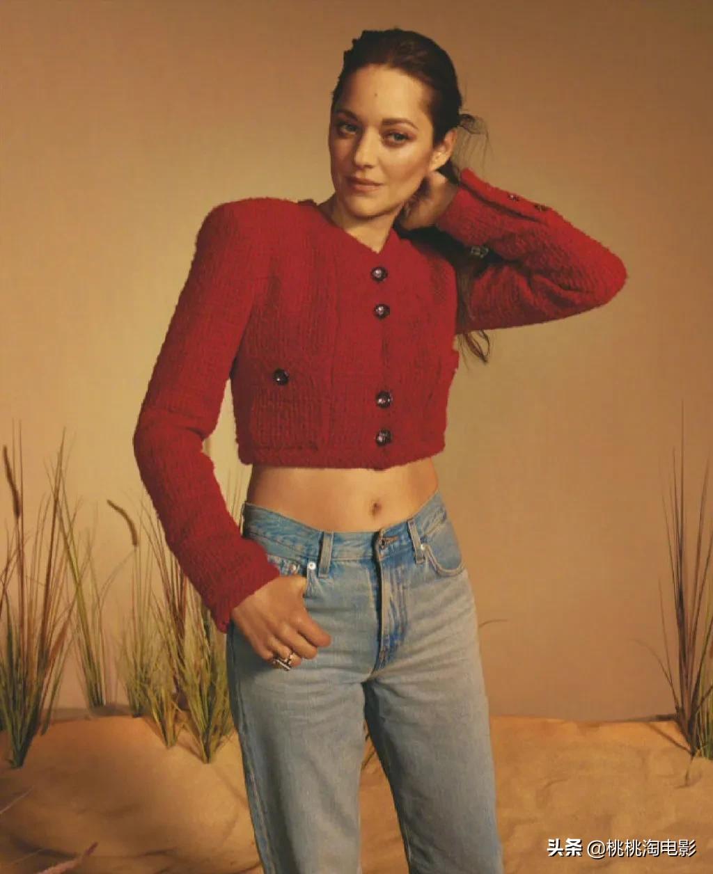 组图：美得毫不费力！“法国玫瑰”玛丽昂·歌迪亚杂志大片