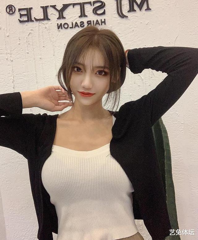 cba浙江对广东队啦啦队,杨燕婷广东队啦啦队和球员照片