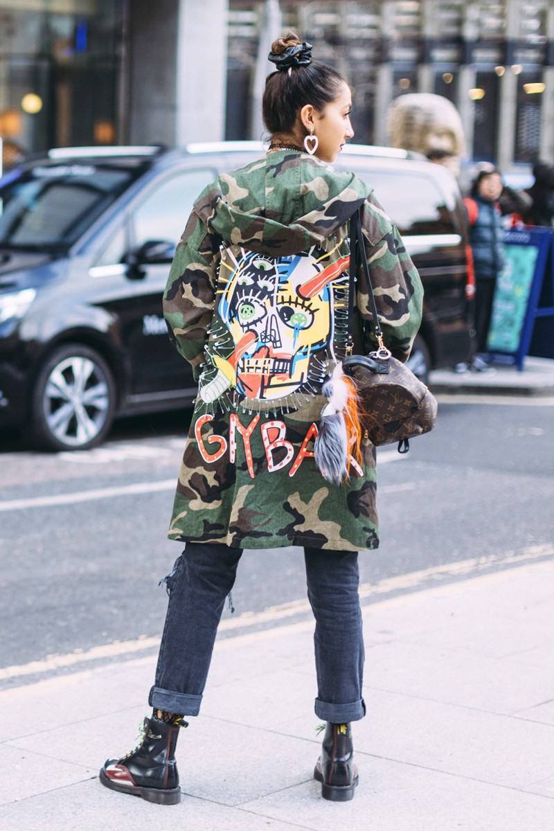 今年夏天爆款马丁靴,马丁靴今夏流行