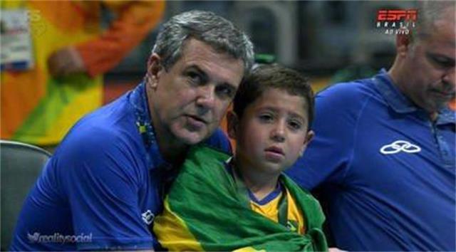 中国女排2016里约中巴之战第五局,夺冠电影中巴对战片段