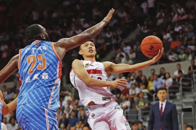 杰弗森男篮最新消息,前新疆篮球外援中锋