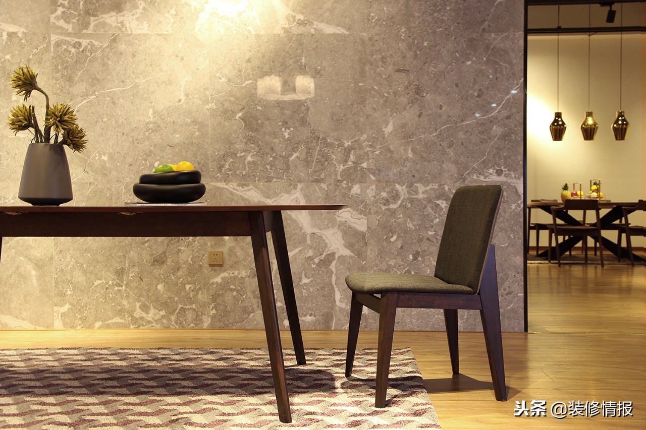 实木餐桌可伸缩圆桌大理石,实木餐桌折叠可伸缩旋转圆桌