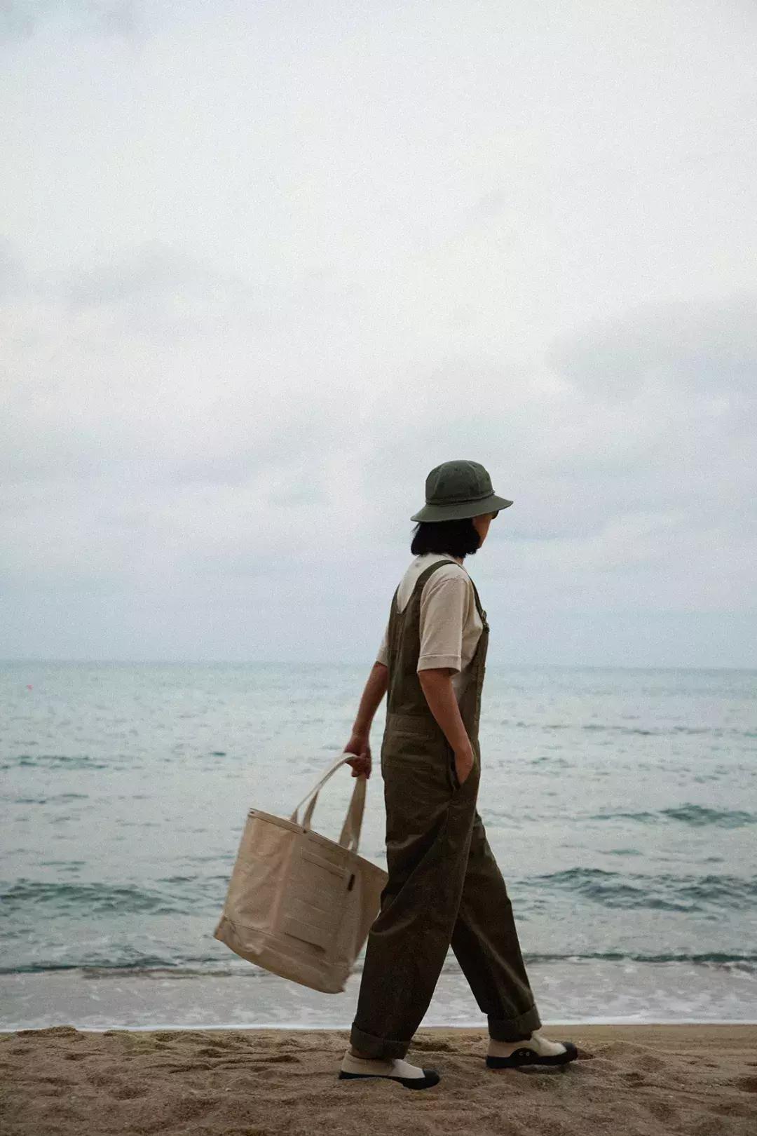 旅行中总会遇到形形色色的人,旅行中总是有两种人