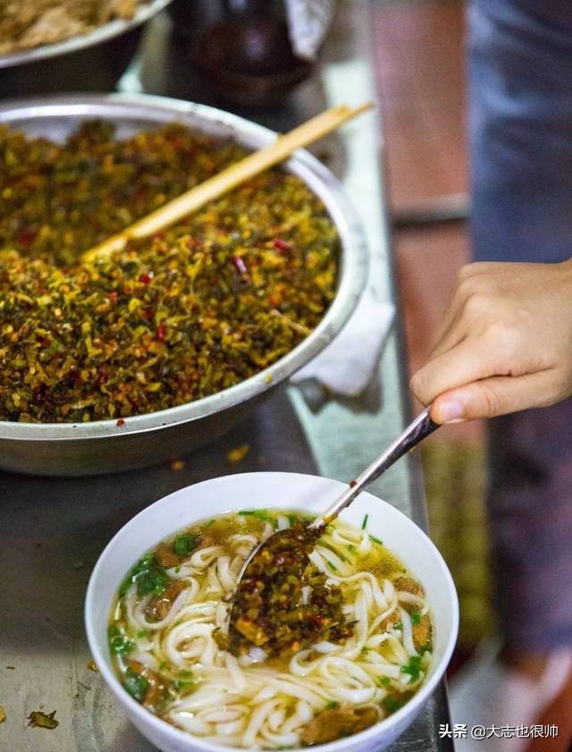 长沙一高楼美食,长沙人都去的美食聚集地